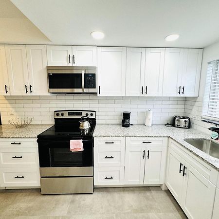 Holiday Park Apartments By Lowkl Fort Lauderdale Exteriör bild