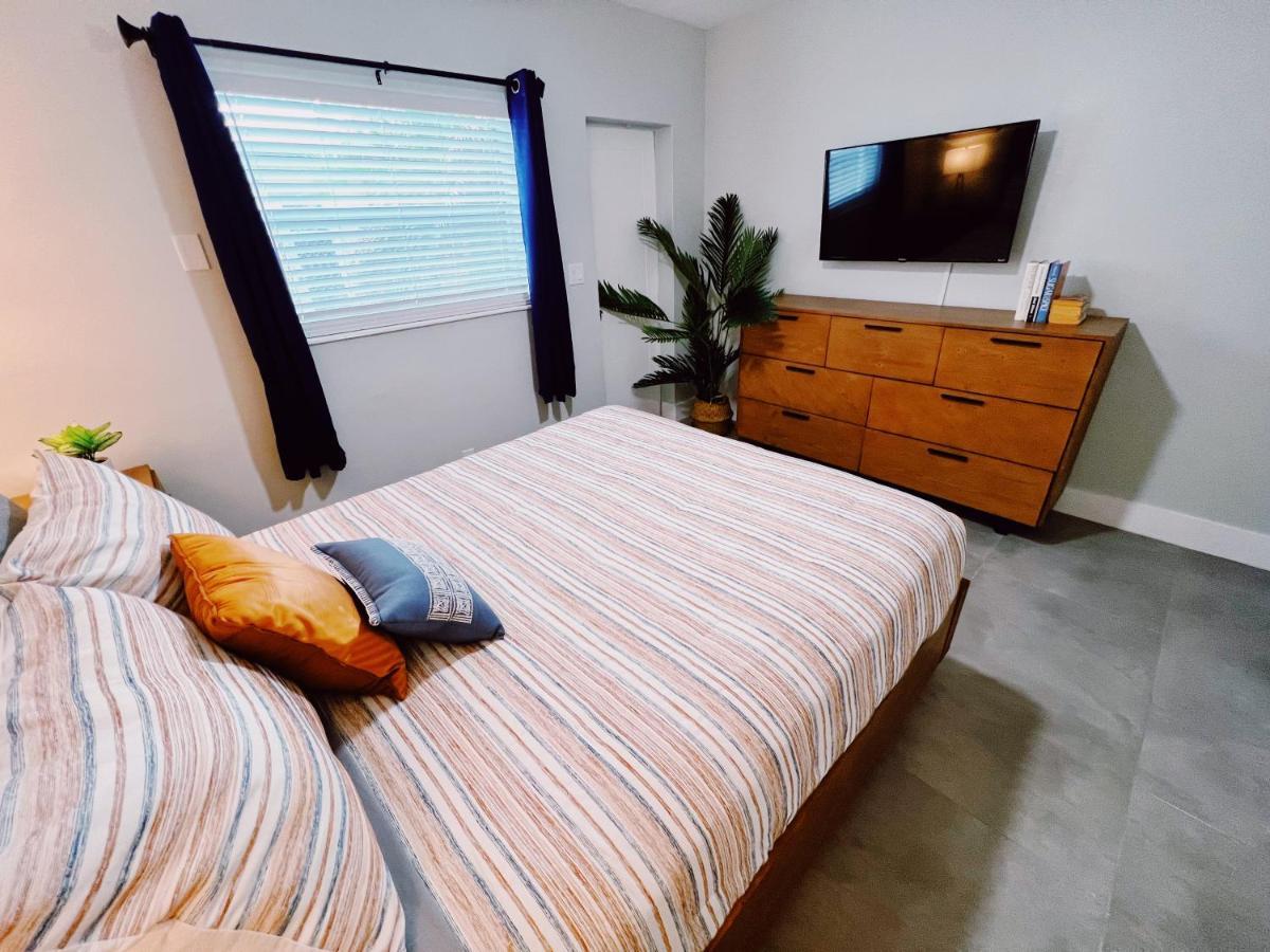 Holiday Park Apartments By Lowkl Fort Lauderdale Exteriör bild
