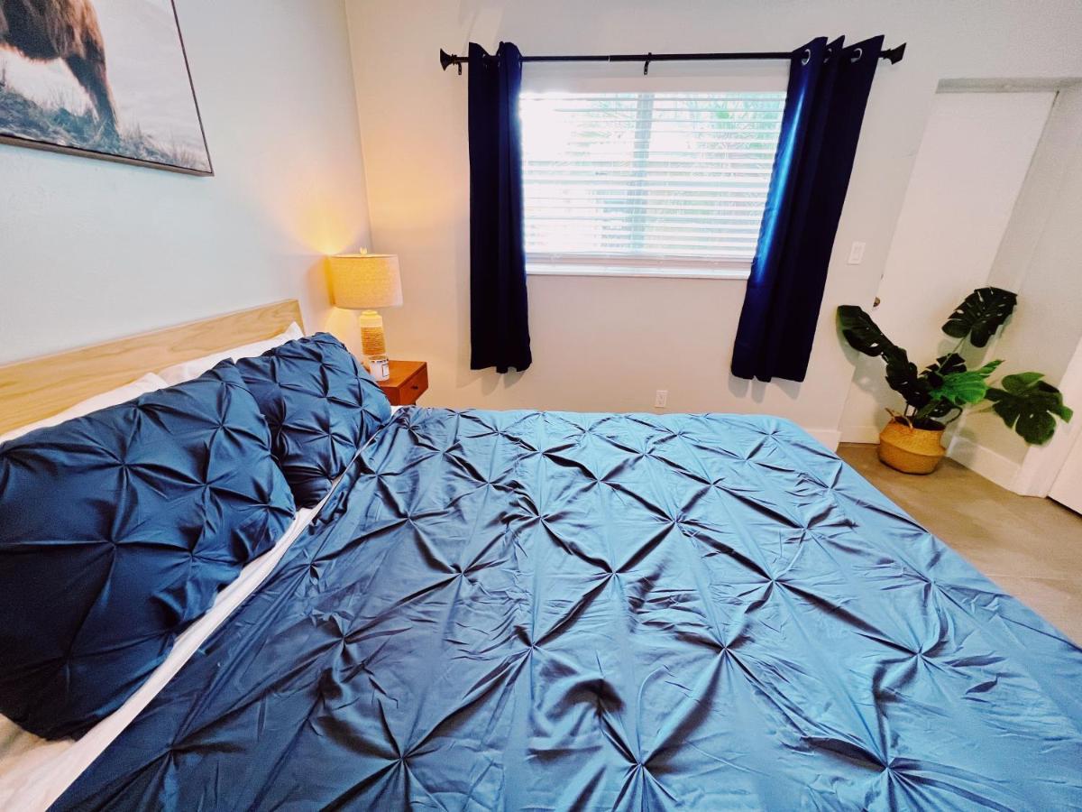 Holiday Park Apartments By Lowkl Fort Lauderdale Exteriör bild
