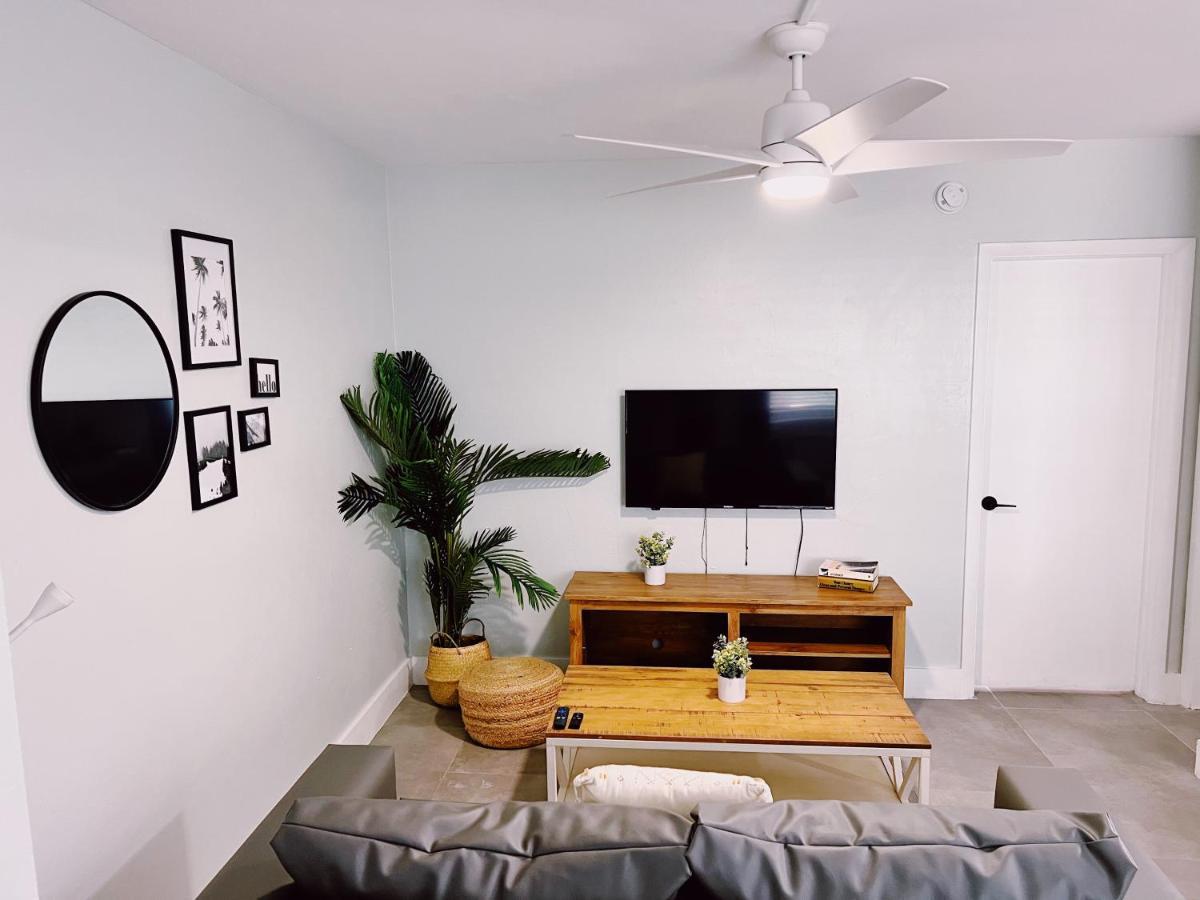 Holiday Park Apartments By Lowkl Fort Lauderdale Exteriör bild