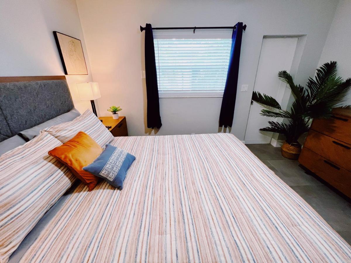 Holiday Park Apartments By Lowkl Fort Lauderdale Exteriör bild