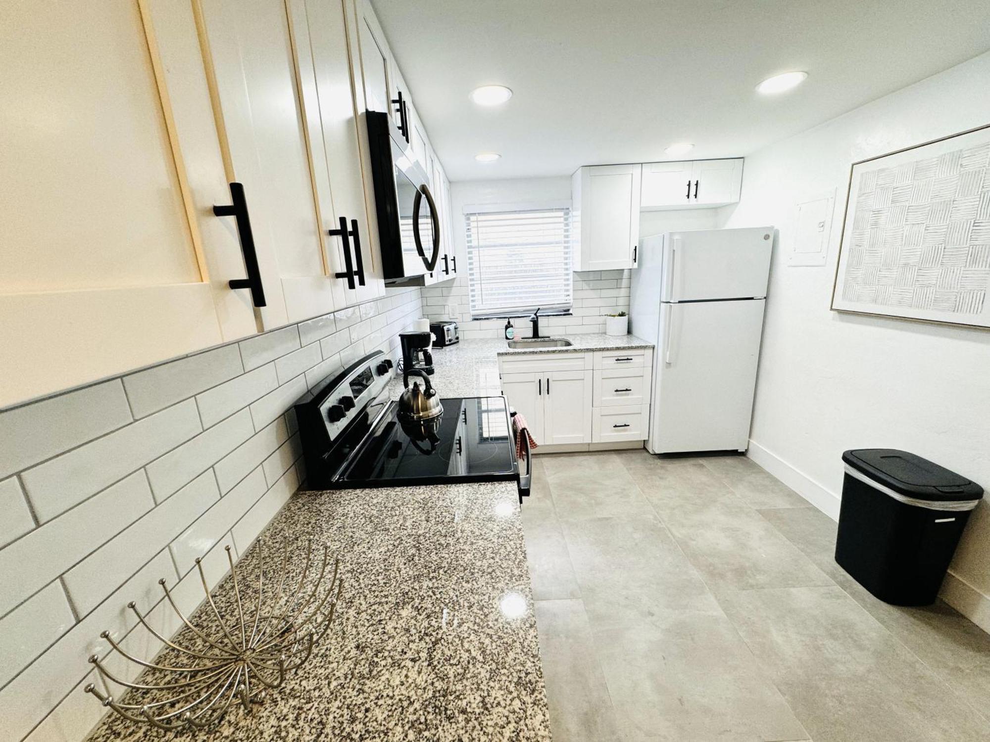 Holiday Park Apartments By Lowkl Fort Lauderdale Exteriör bild