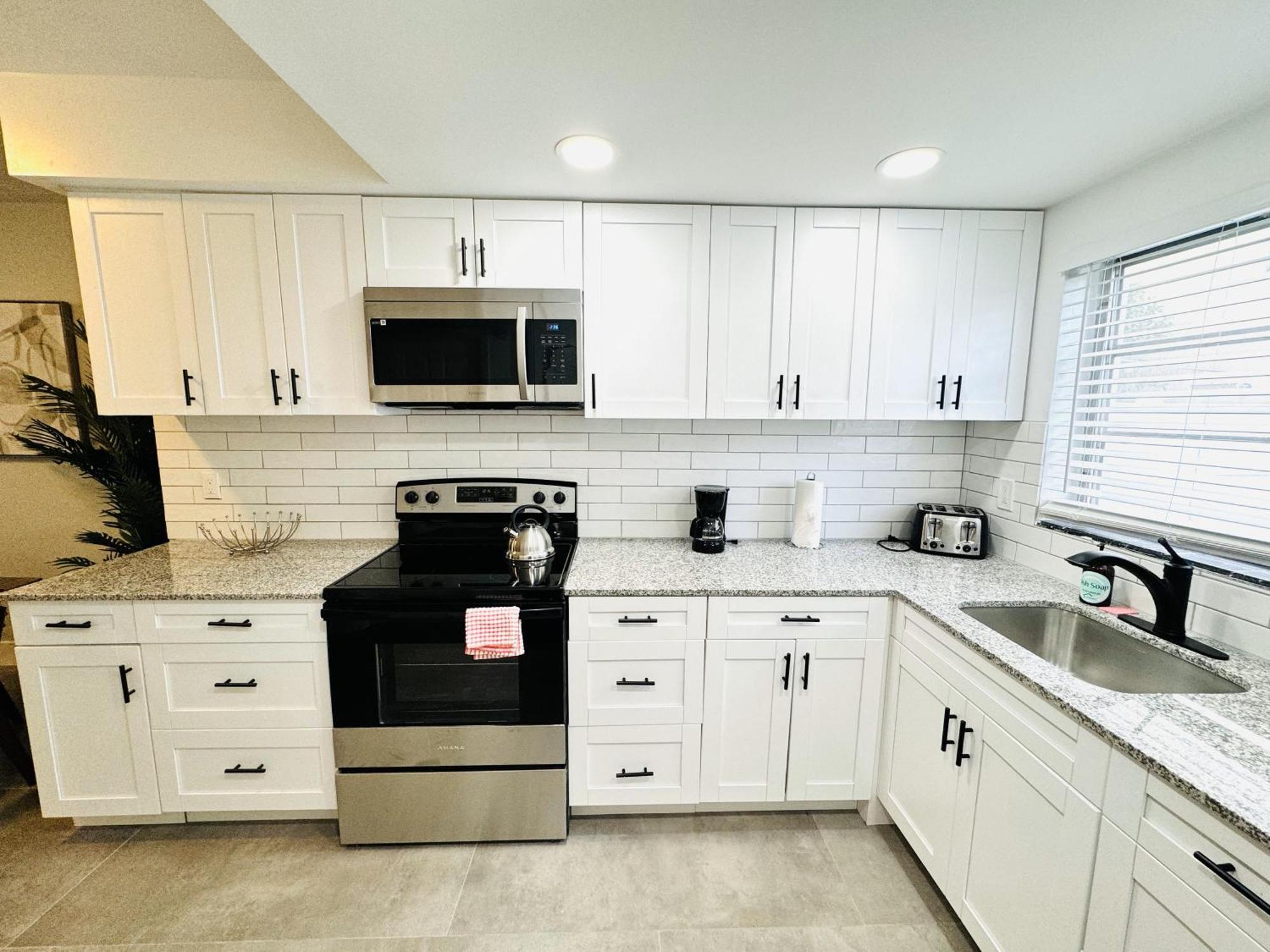 Holiday Park Apartments By Lowkl Fort Lauderdale Exteriör bild