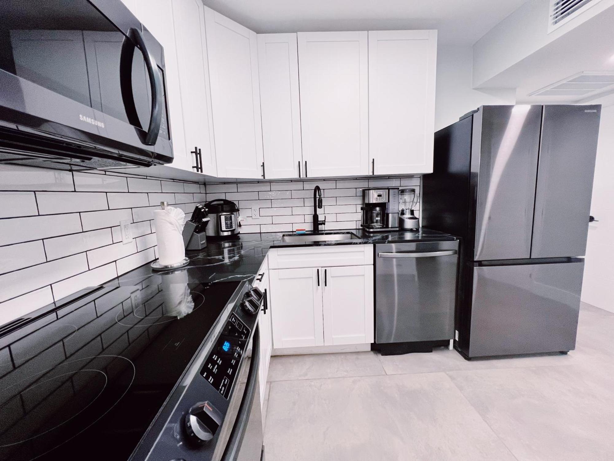 Holiday Park Apartments By Lowkl Fort Lauderdale Exteriör bild